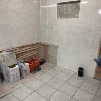 Completed training bay on tiling course in Stoke-on-Trent, UK